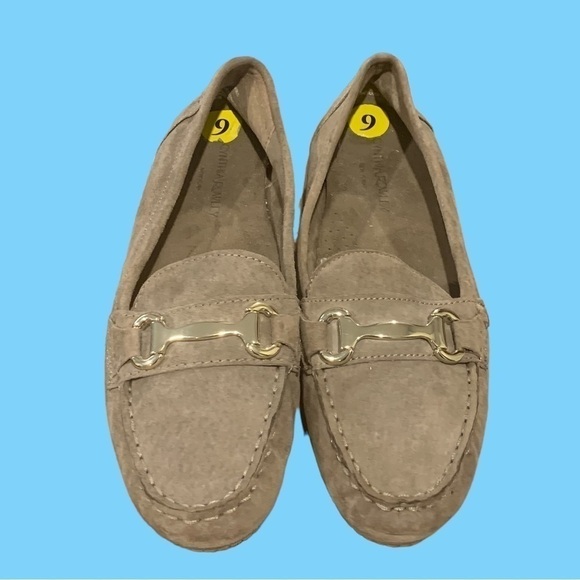 Cynthia Rowley Tan Suede Driving Shoes - Picture 5 of 11